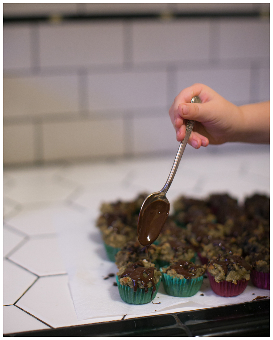 blog-paleo-cherry-gluten-free-muffins-with-dark-chocolate-drizzle-6